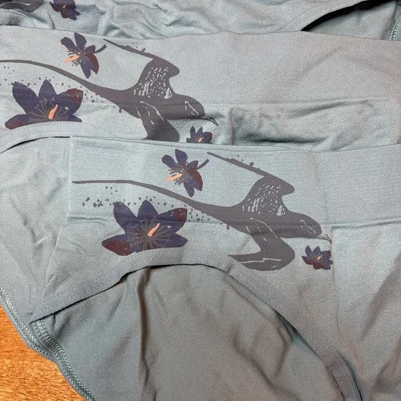 Patagonia Active Brief Medium NWT - Picture 1 of 1